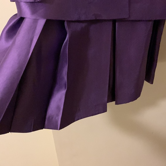 Elegant suit - Picture 3 of 7